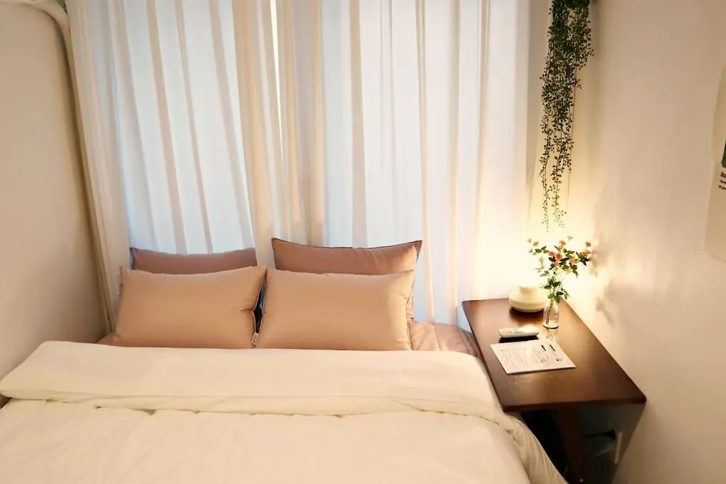 아파트 3Rooms 4Beds Kitchen Hongik Stn 3Min 서울특별시